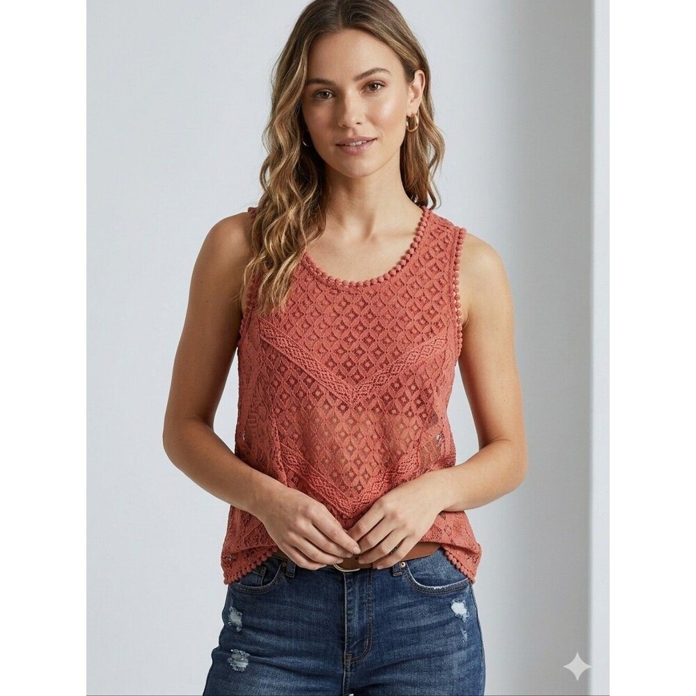Knox Rose Boho Chic Sleeveless Top in Warm Pink Lace Crochet Overlay Size S